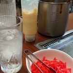 広島風お好焼 ぶんちゃん - マヨとソース貰います!!ソースは豪快に来たよ