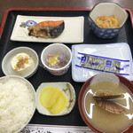 お食事処おさない - 魚定食（鮭）¥500