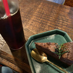 kosanji drop - 料理写真:ガトーショコラとアイスコーヒー