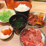 Yakiniku Hiroshouten - 