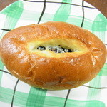 ボナール - ひじきパン、137円