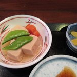 ご飯処 鷹山 - 高野豆腐の煮物