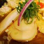 らーめん 鶏喰 - 具材アップ