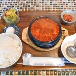 コッテジ - 豆腐チゲ ランチセット（激辛・ご飯大盛）