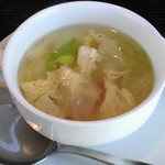 わいず - 本日のスープの野菜と玉子のスープ