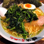 壱八家 - らーめん(ほうれん草トッピング)