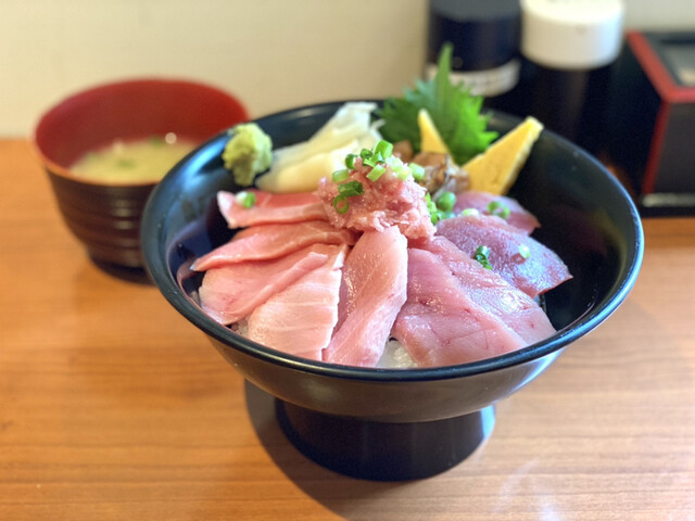 焼津港 みなみ 静岡 海鮮丼 食べログ