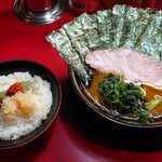 家系ラーメン とらきち家 - 