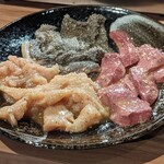 焼肉 牛猿 - 上ミノ・センマイ・ハツ