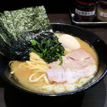 らーめん家 せんだい - 醤油780円、オープン記念で味玉