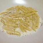 くえろ・くえら - ゴルゴンゾーラのペンネ