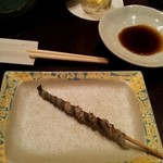 築地寿司清 - サヨリの皮のあぶり
            