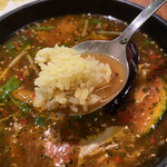 イエロースパイス - チキン骨付き、スープ大盛り