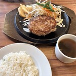 肉のはせ川 - セットで税込840円位