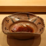 鮨 しみづ - メジマグロ 玉ねぎ酢仕立て