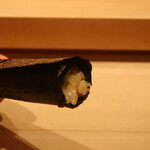 鮨 しみづ - 炊き立てのシャリと山葵の巻物