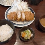 池袋 肉バルBon - ロースカツ定食