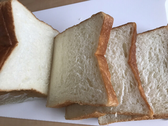 閉店】高級食パン専門店 迷わずゾッコン 日立店 - 日立/パン