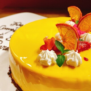【サプライズ】シェフ特製のオリジナルケーキでお祝いを！