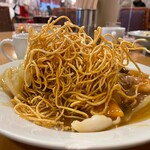 南海飯店 - かたい焼ソバの麺