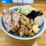 麺屋 しん蔵 - 魚介まぜそば 850円 (野菜なし) チャーシュー 200円 ネギ 100円 味玉 100円