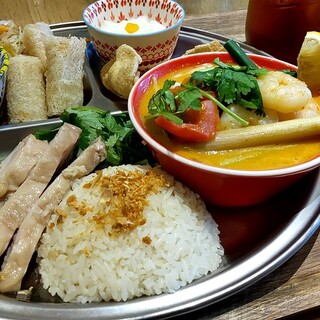 アジアンバル サワディスマイル_1