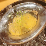 味享 - 余市のキタムラサキウニと甘く煮たゆり根のゼリー寄せ。ゼリーはアコウの中骨出汁です