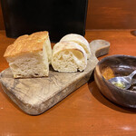 CARROZZA - 自家製パン