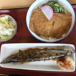 Aichi Komaki Shokudou - 母の定食 ポテトサラダ 秋刀魚の塩焼き きつねうどん