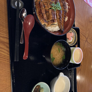 東京ディズニーランド内でおすすめのグルメ情報をご紹介 食べログ 東京ディズニーランド内でおすすめのグルメ情報をご紹介 食べログ