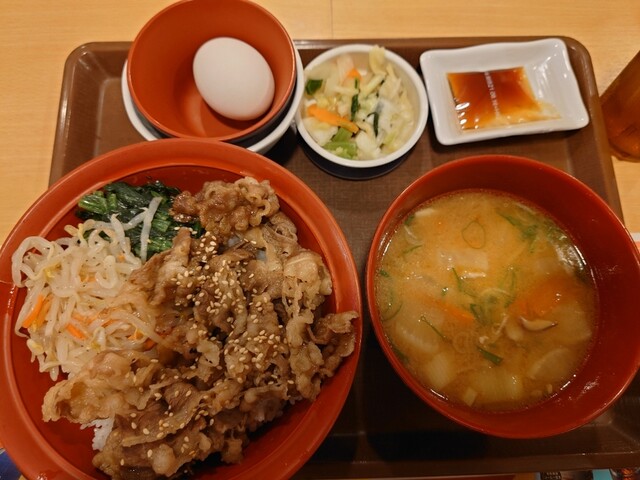 すき家 大船渡赤崎店 - 盛（牛丼）の写真