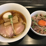 らぁ麺やまぐち - 味玉鶏そばとローストポーク丼