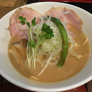 麺 チキンヒーロー_0