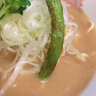 麺 チキンヒーロー_1