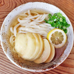 手打ちうどん ぶれーど・う - 桃ひやかけ