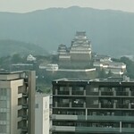 ホテルモントレ姫路 - 窓から姫路城