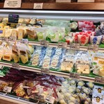 Wine&Cheese 北海道興農社 - 店内