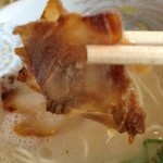 eラーメン.com - チャーシュー。薄さ半端ない