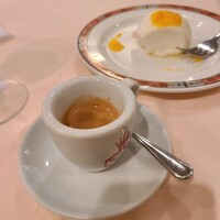 エリオ・ロカンダ・イタリアーナ - デザートと共に