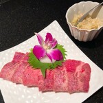 京都牛焼肉 すみれ家 - 黒タンの塩焼(1,800円)