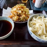 馬荷亭 よし - 田舎うどん700円