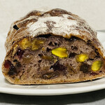 ラトリエ ドゥ プレジール - パンオフリュイルージュ 