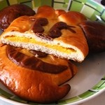 チックタック・ダイナー - （2012/10月）“ディズニー・ハロウィーン”スペシャルブレッドの顔にはかぼちゃクリームが