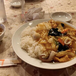 中国料理 丸勝 - 中華丼 ¥900