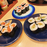 Kaitenzushi Honjin - 