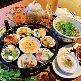 でですけ サイゴンキッチン_1