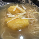 新広東菜 銀座 嘉禅 - 海老ワンタン麺
香り高く美味しかったです。