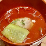 とり茶太郎 - ムネ肉と青茄子の揚げ出汁　この最初の椀物が気持ちいいです　もてなしの心を感じます