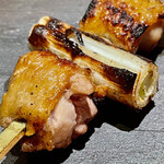 とり茶太郎 - 比内地鶏のモモのねぎまです　こういう焼鳥が食べられる幸せを噛みしめます