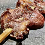 とり茶太郎 - 比内地鶏のハツ　お見事としか言いようのない完璧な火入れ　これぞ焼鳥です！